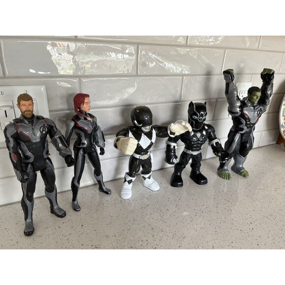 Marvel Avengers Endgame Action Figures 12 Inch Tall Titan Hero Series Lot of 5 - Picture 2 of 13